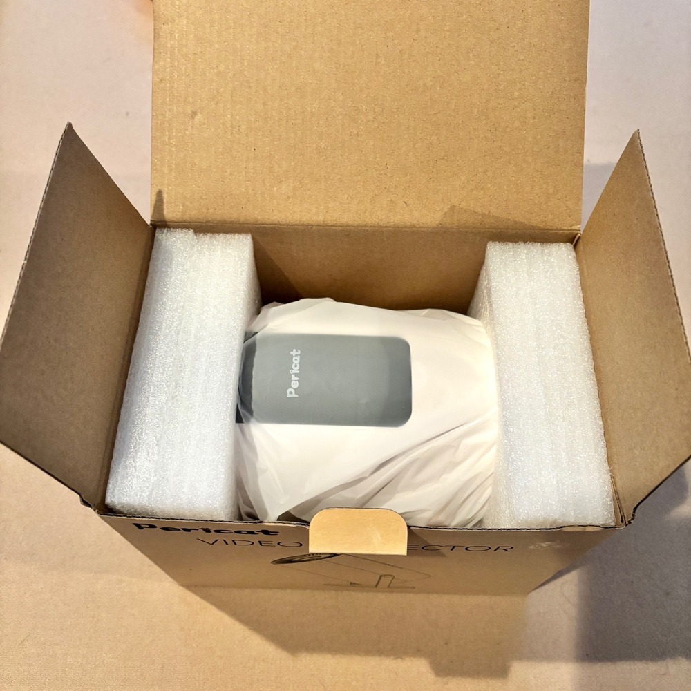 NEW Pericat Mini Projector Portable Wifi Bluetooth Home Theater 1080P HDMI Phone - Picture 6 of 6